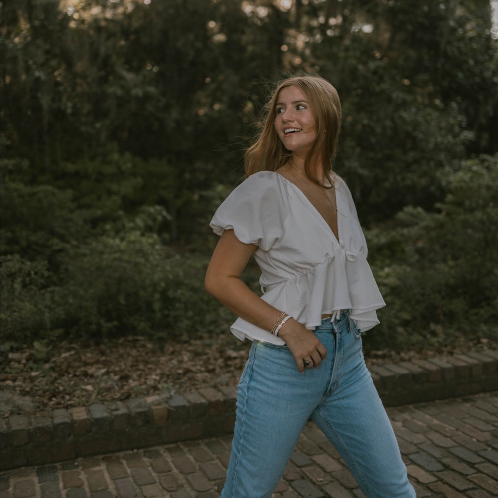 Meet your Posher, Eva